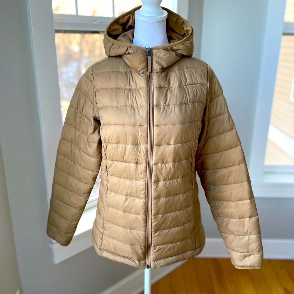 Amazon Essentials Camel Tan Hooded Short Puffer Jacket Size XS
